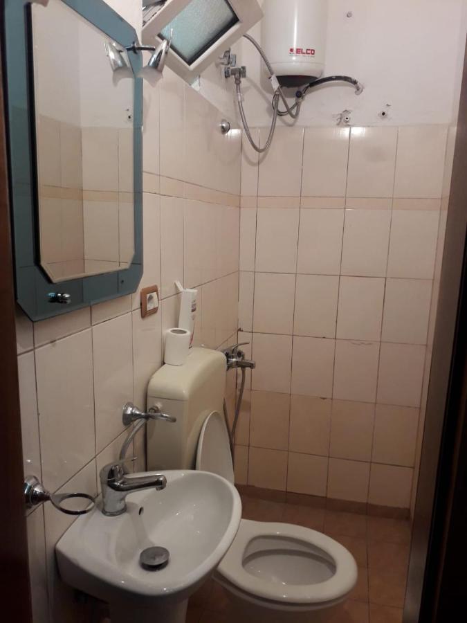 Guest House Kocollari Gjirokastër Eksteriør bilde