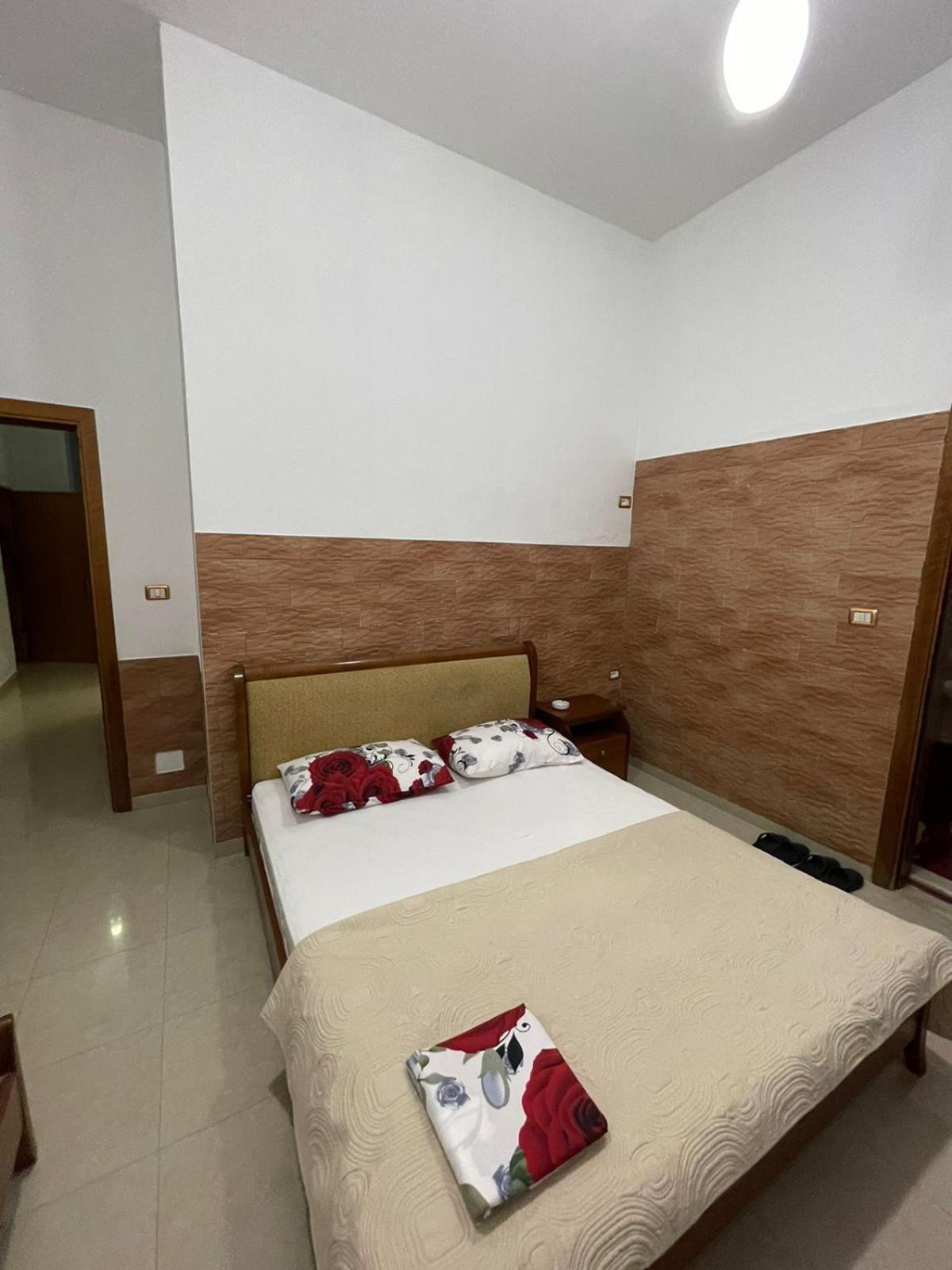 Guest House Kocollari Gjirokastër Eksteriør bilde
